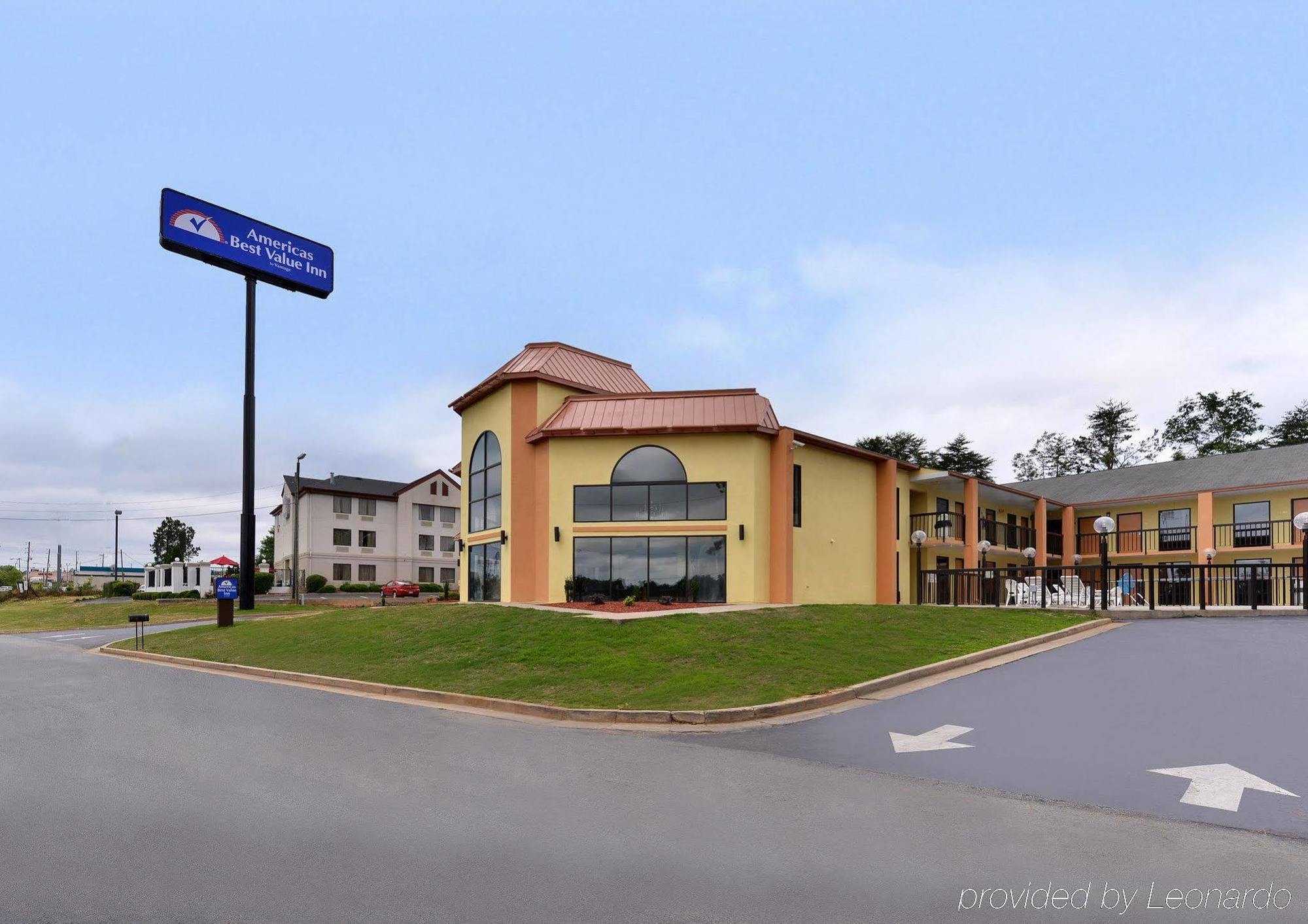 Quality Inn Commerce At I-85 Bagian luar foto