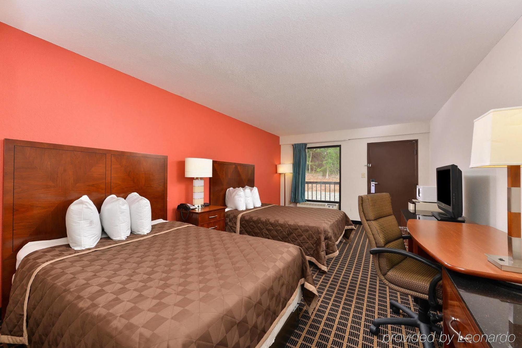 Quality Inn Commerce At I-85 Bagian luar foto