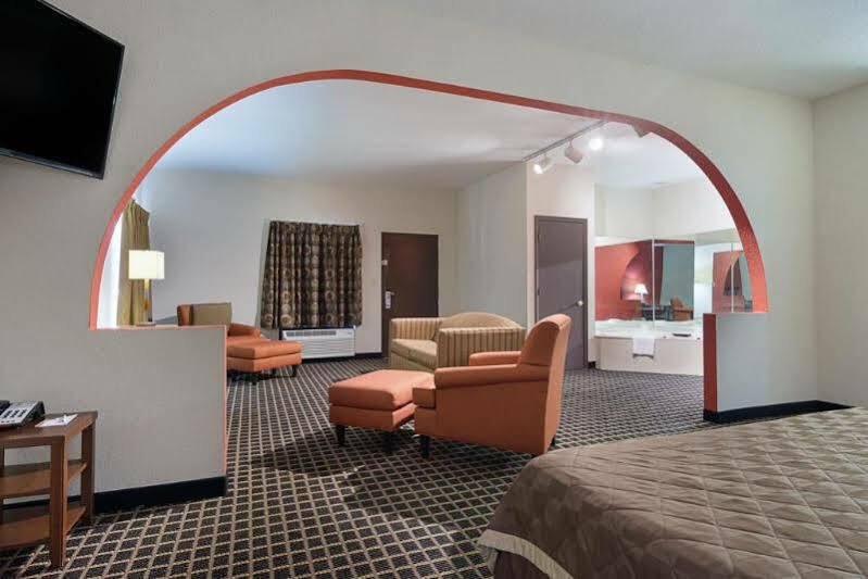 Quality Inn Commerce At I-85 Bagian luar foto